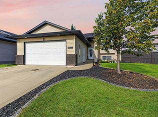9830 S 67th Ave, Grande Prairie, AB T8W2T3