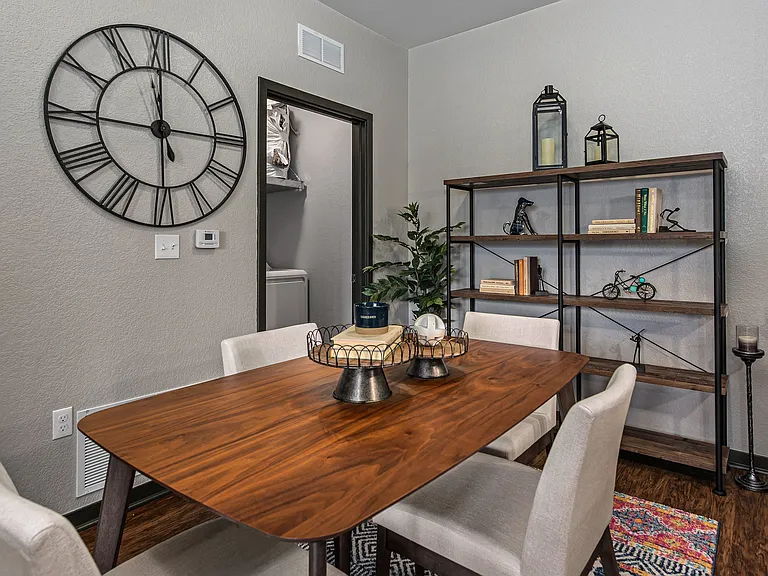 Ridge at Castle Rock Apartments — Photo 9