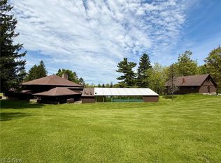 9940 Chardon Rd, Chardon, OH 44024