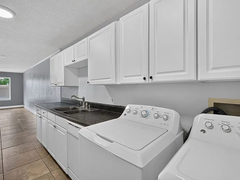 12310 Tavares Ridge Ct — Photo 12