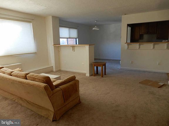 5th image of 3515 Washington Blvd APT 410