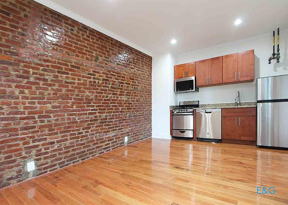 1st image of 1 Bennett Ave APT 54