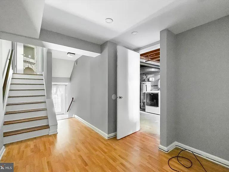 2022 Mayflower Dr — Photo 23
