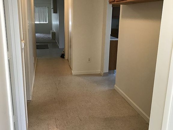 3rd image of 9705 Park St
