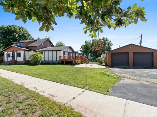 1005 Elizabeth Ave, Marinette, WI 54143