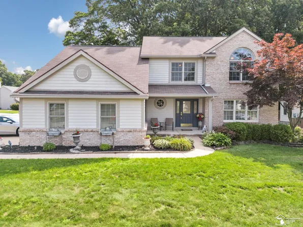 7730 Windsor Ln, Lambertville, MI 48144