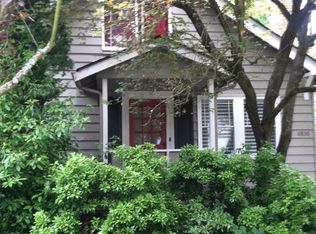 6830 23rd Ave NE, Seattle, WA 98115