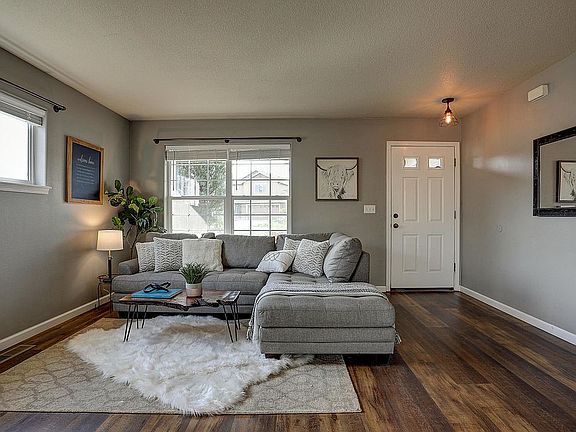 3rd image of 61080 Borden Dr