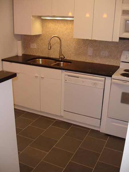 Kitchen fully upgraded in 2008.