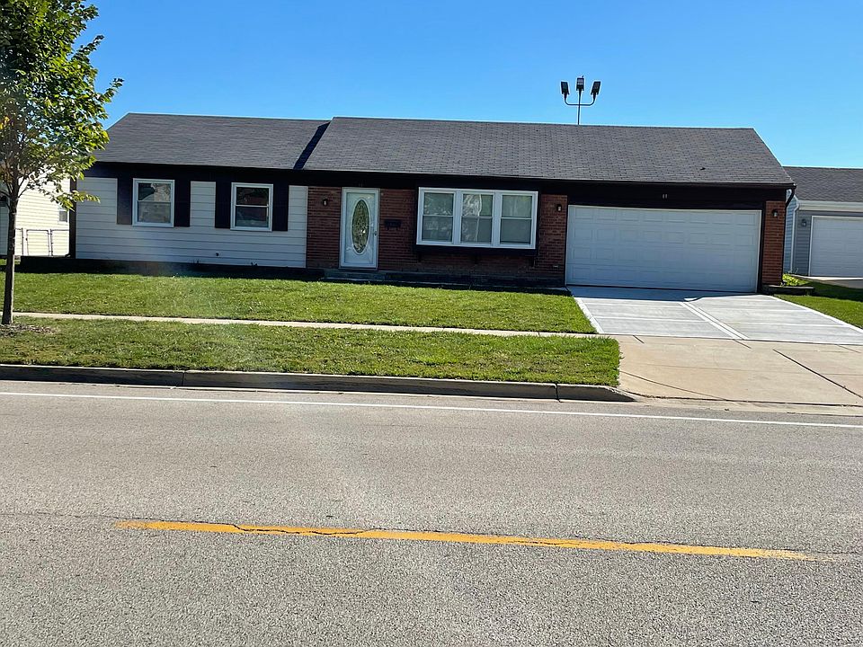 1st image of 11 N Braintree Dr