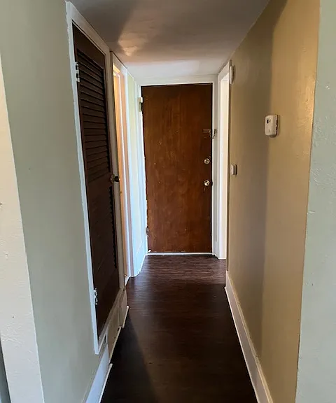510 W Walnut St #7 — Photo 6