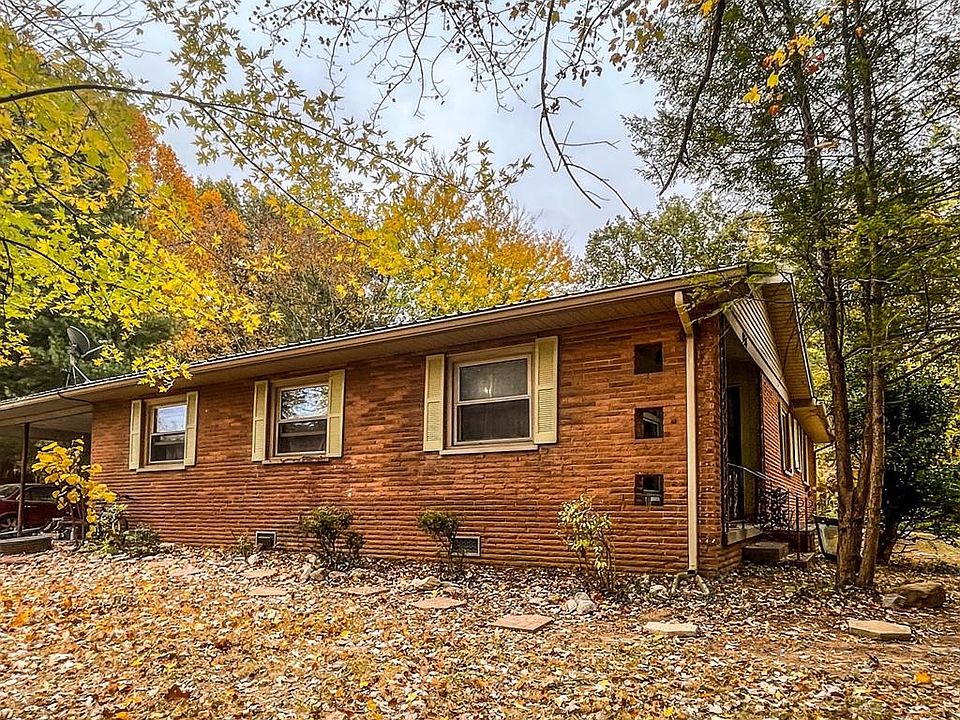 1st image of 956 Parkwood Dr