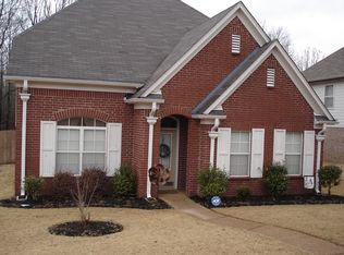 1295 Appling Rd, Cordova, TN 38016