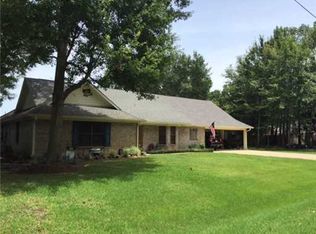 3116 N 2nd St, Ocean Springs, MS 39564