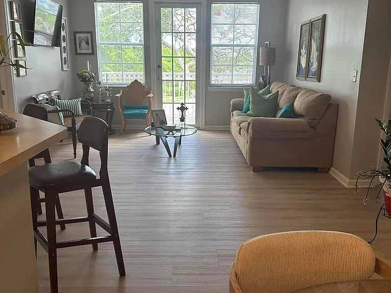 9825 Baywinds Dr #1302 — Photo 8