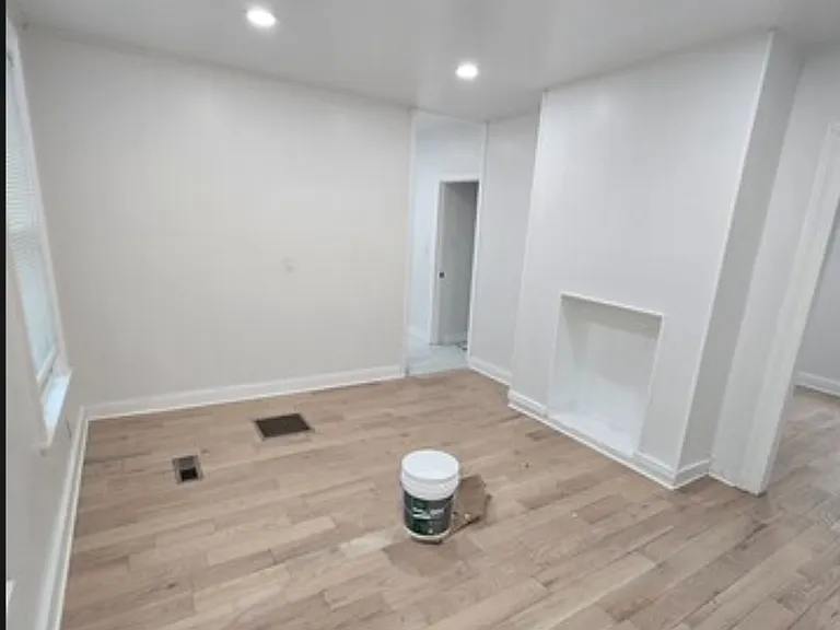 80 Dickerman St #1 — Photo 9