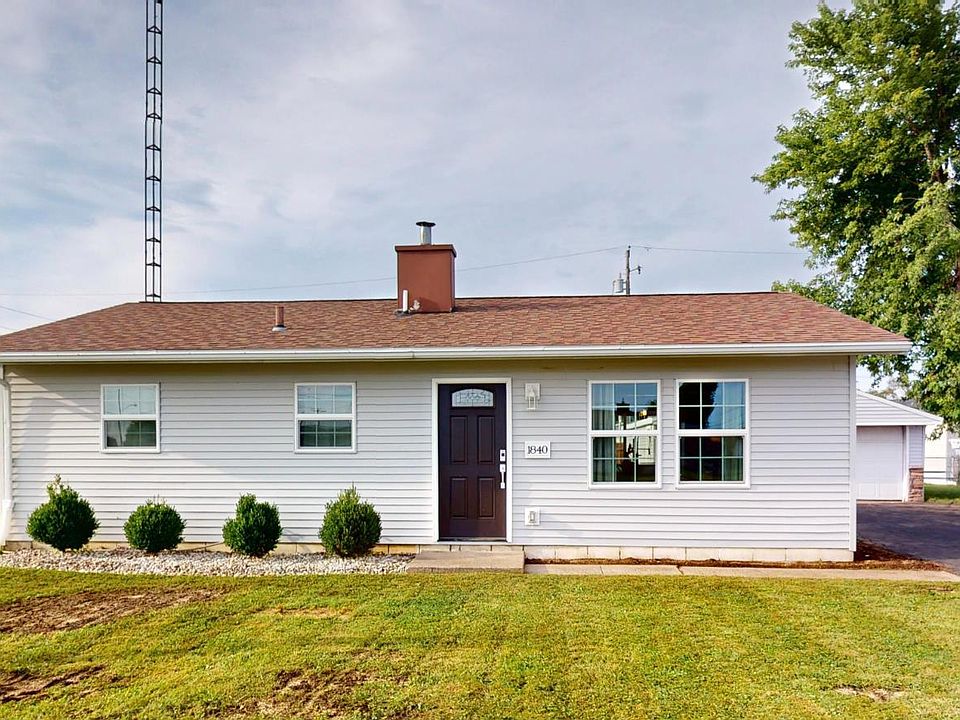 1st image of 1840 Oak Ln