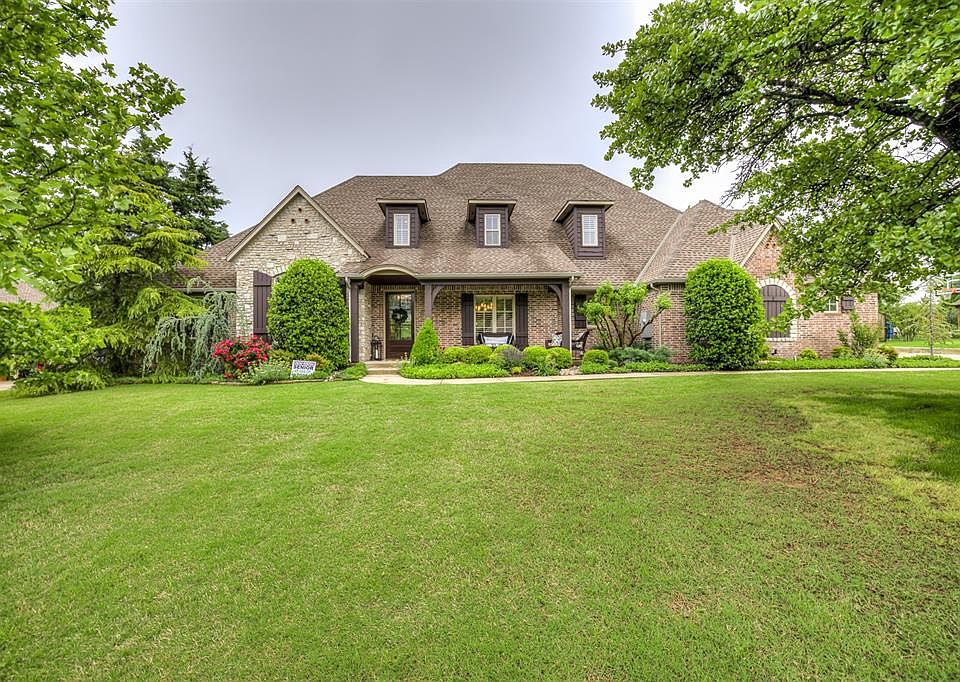 1st image of 10300 Timber Valley Dr