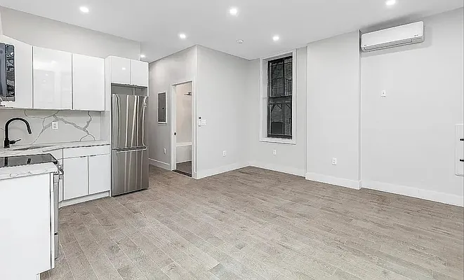 Rented by REAL New York | media 22