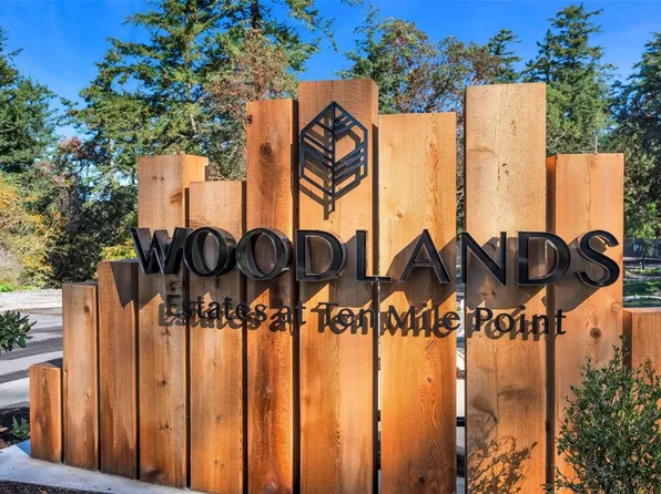 3908 Woodlands Pl, Saanich, BC V8N 4J8