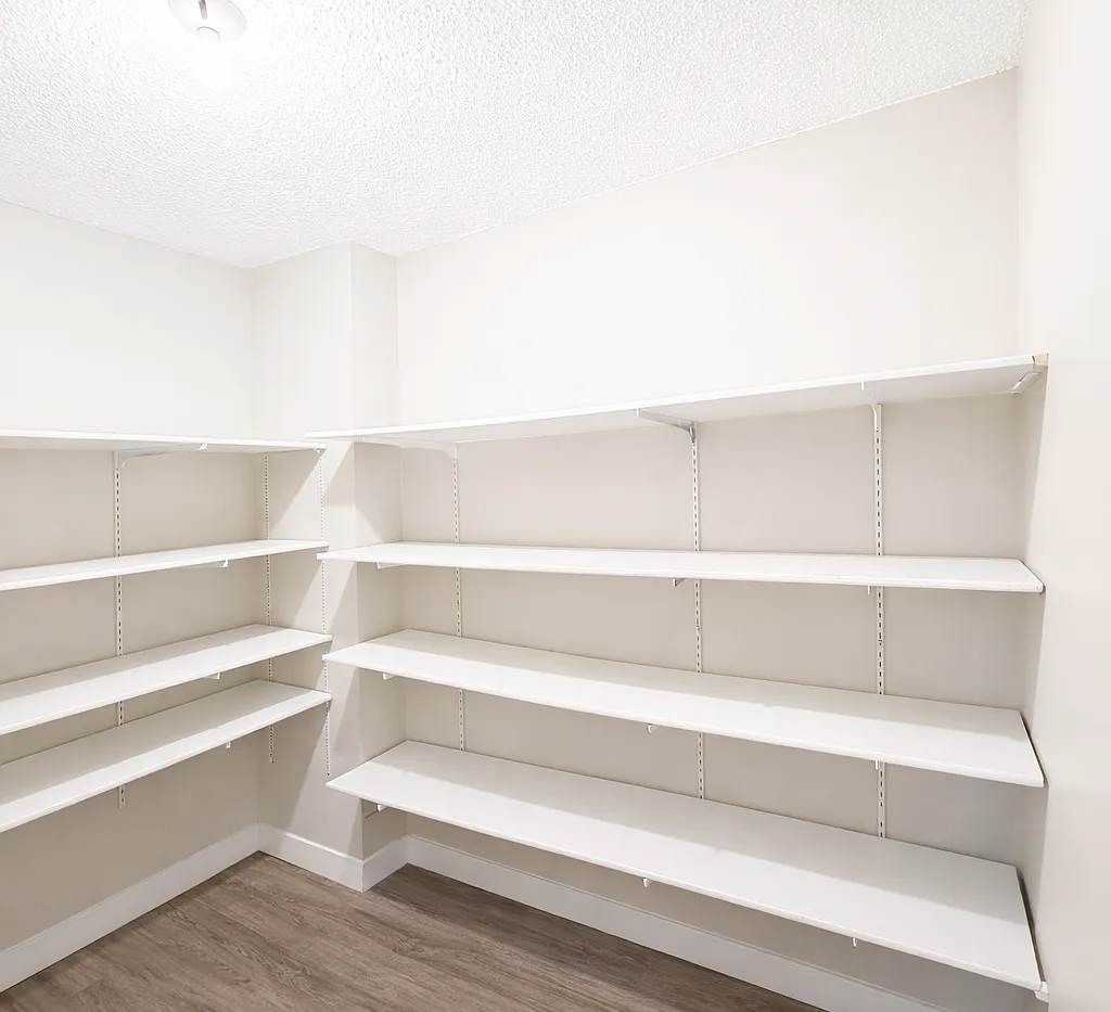 Parkview Village Apartments — Photo 1