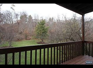 27 Stonyridge Dr, Lincoln Park, NJ 07035