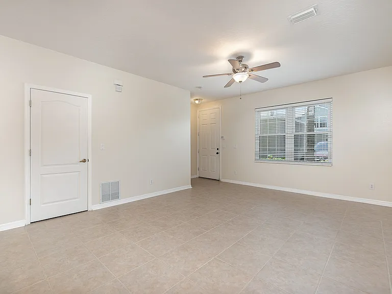 56 Calcutta Ct #56 — Photo 8