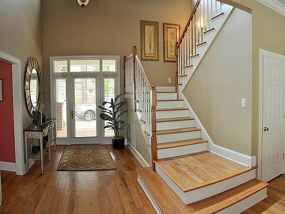 2nd image of 11 Granville Dr