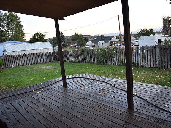 New Back Yard Deck 