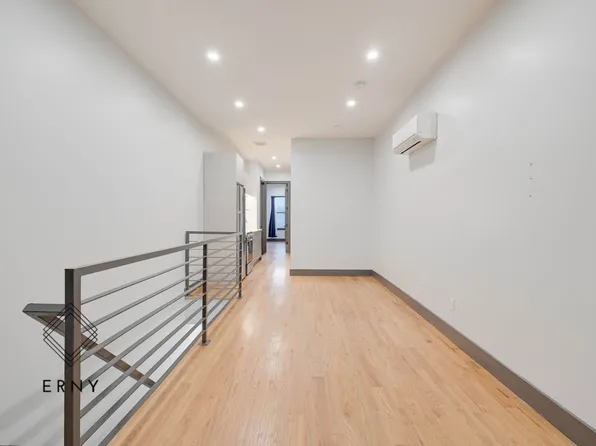 207 Rochester Ave #1B, Brooklyn, NY 11213