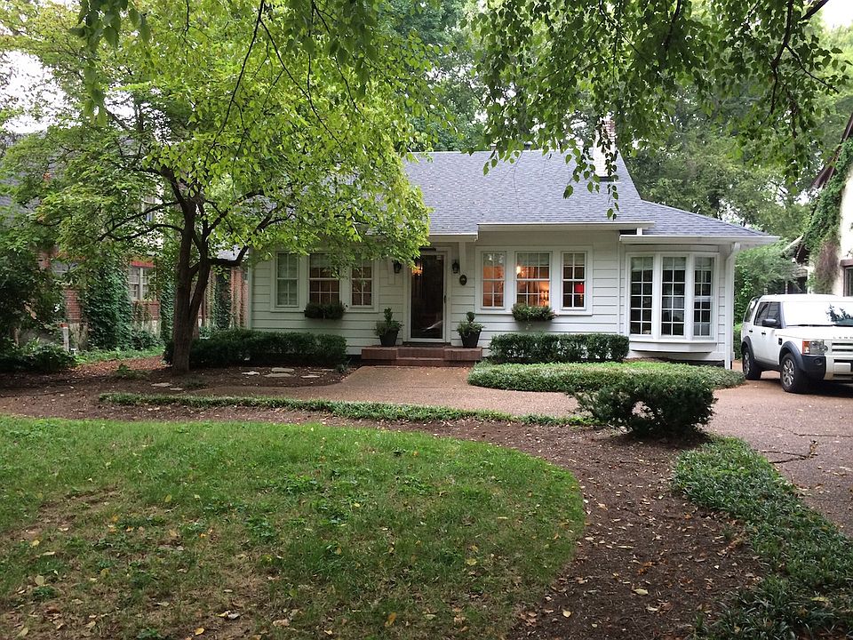 1st image of 115 Pembroke Ave