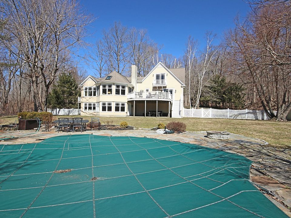 106 Picketts Ridge Road