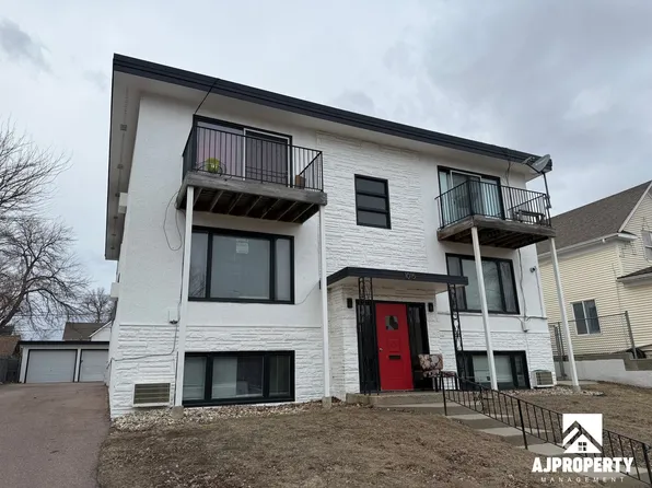 1015 S Duluth Avenue, 1015 S Duluth Ave #3, Sioux Falls, SD 57105