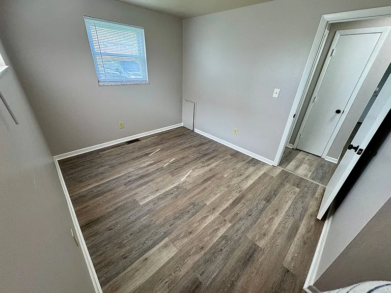 4944-4958 Arbor Village Drive — Photo 29