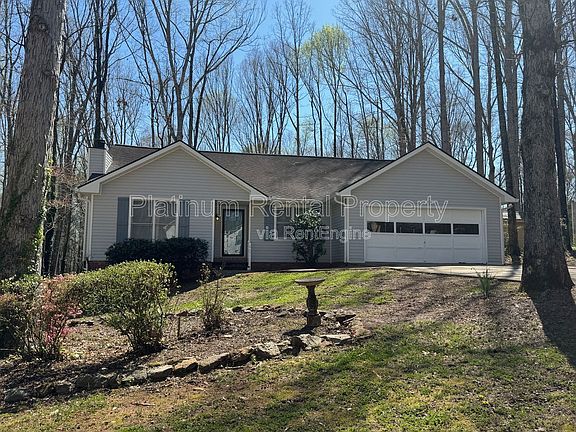 2nd image of 40 Briarwood Ct
