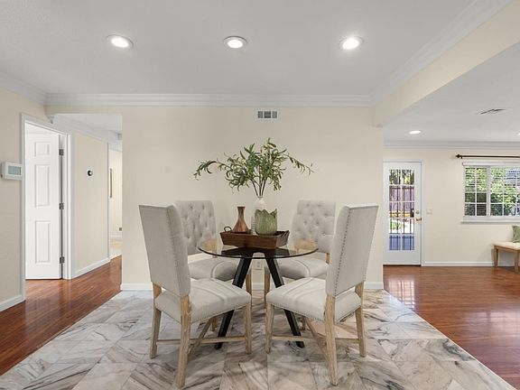4th image of 679 Torreya Ave