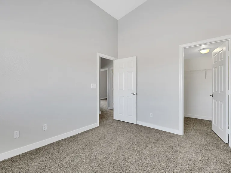 499 Lost Eagle Way — Photo 11