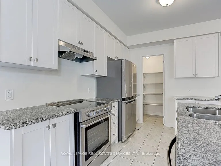 44 Hewison Ave — Photo 15