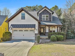 160 Greenview Dr, Newnan, GA 30265