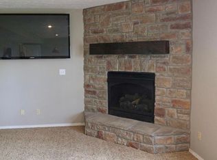 3755 W Greenway Dr, Springfield, MO 65807