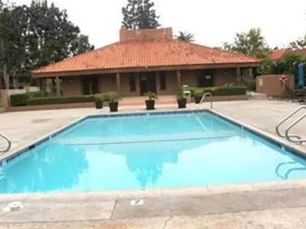 6600 Warner Ave Unit 38, Huntington Beach, CA 92647