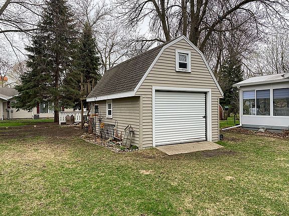 Outdoor shed