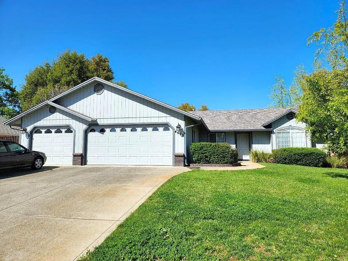 4608 Dandelion Dr photo 1