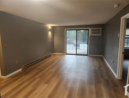 2 bed, 828 sqft, $1,890 — Photo 4