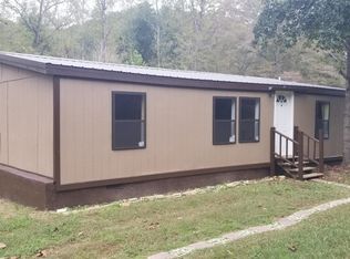 51 Valley Trl SE, Acworth, GA 30101