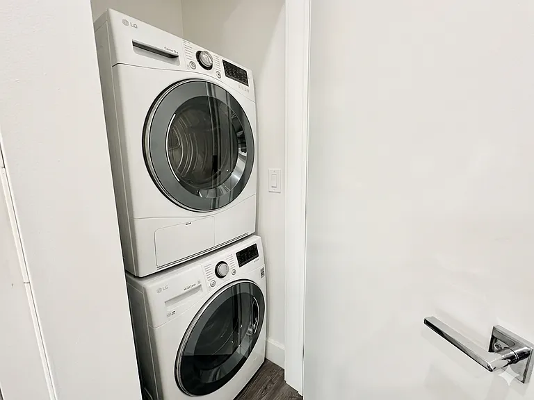 767 Hart St #3B — Photo 7