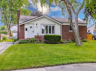 5232 Buchanan Ave, Warren, MI 48092