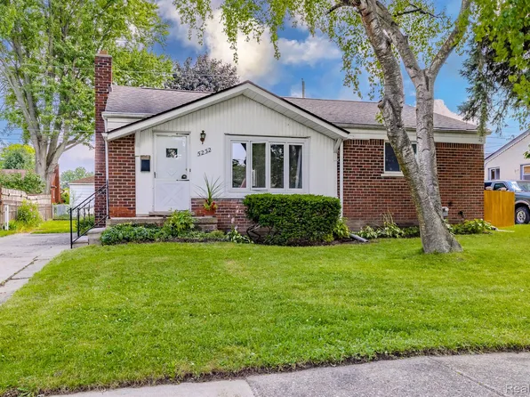 5232 Buchanan Ave, Warren, MI 48092
