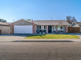 1741 McComb Ave, Porterville, CA 93257