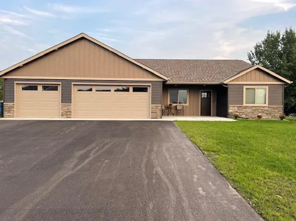 1308 Iris Ln NE, Saint Joseph, MN 56374